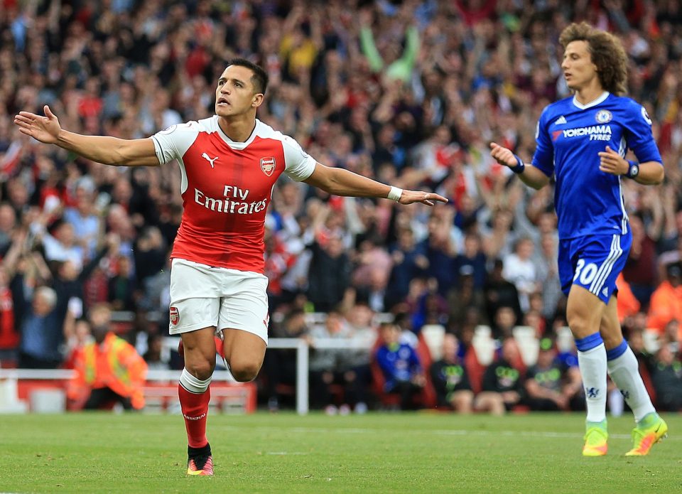 Arsenal's Alexis Sanchez celebrates scoring