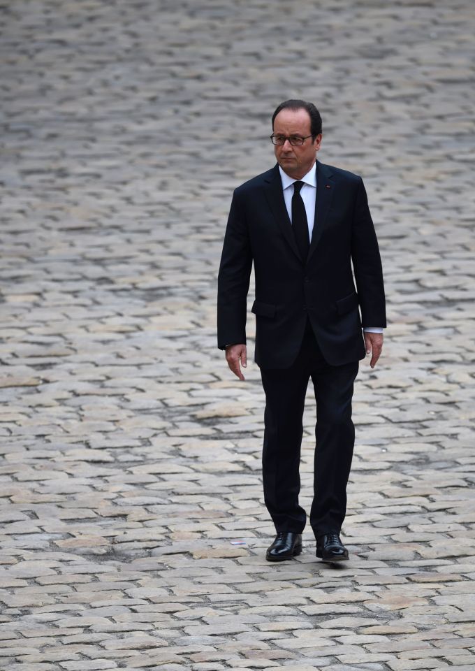  French President Francois Hollande has slammed the conditions of The Jungle as 'unacceptable'