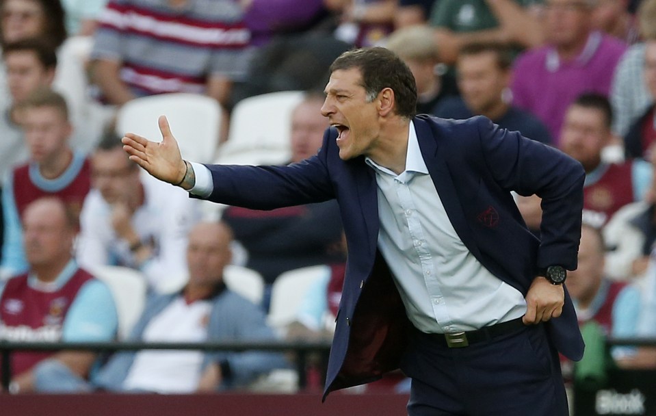  Slaven Bilic barks at his Hammers players on the touchline