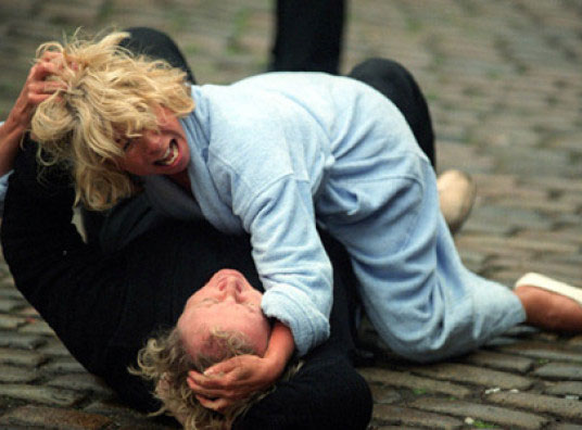  Eileen and Gail had the ultimate cat fight on the street