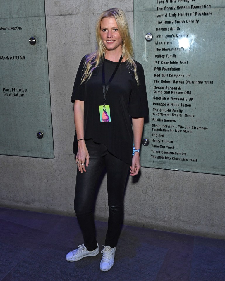 Model Lara Stone donned casual chique for the night 