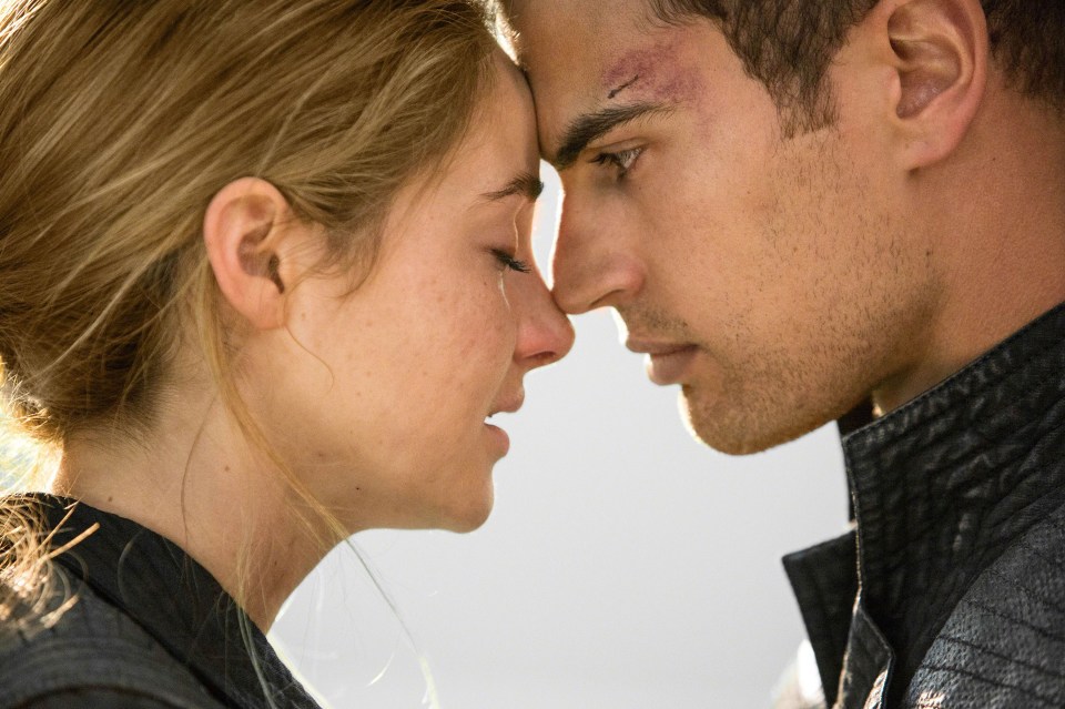 Shailene Woodley and Theo James