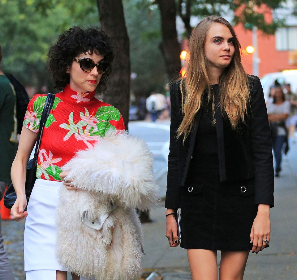 Cara Delevingne's relationsip with ex St Vincent is one of the more public bi relationships today - but plenty of celebs and young people feel the same