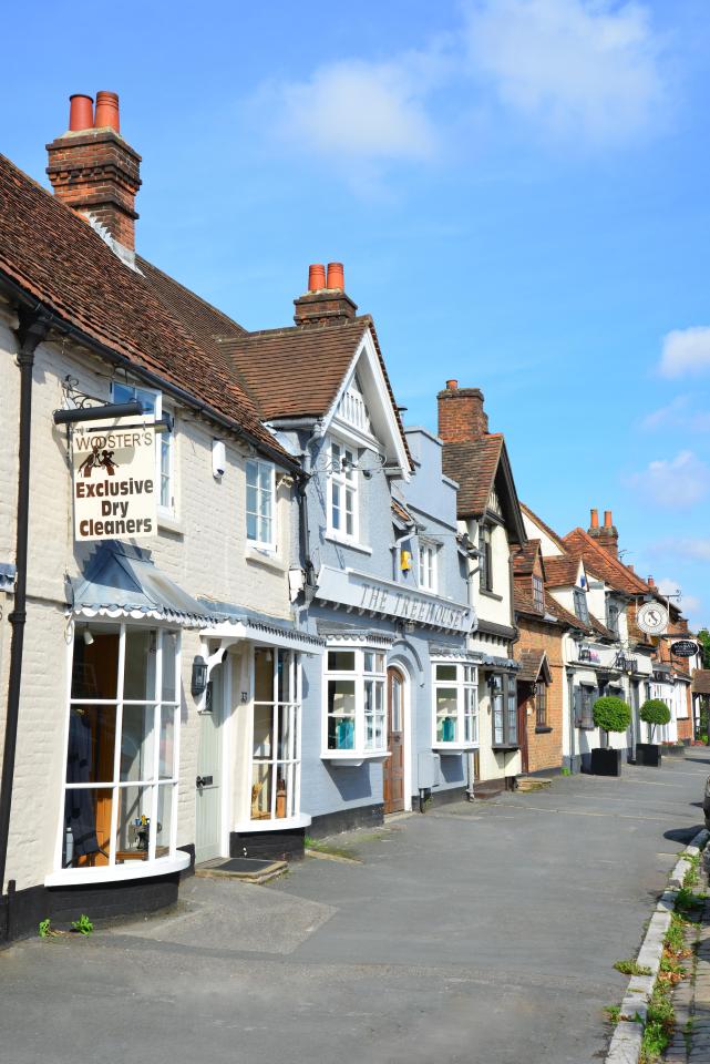  Homeowners are paying almost £600k more to live in picturesque towns like Beaconsfield