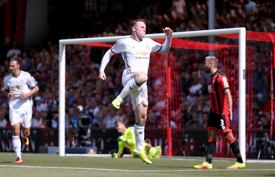 Manchester United's Wayne Rooney celebrates scoring his side's second goal of the game