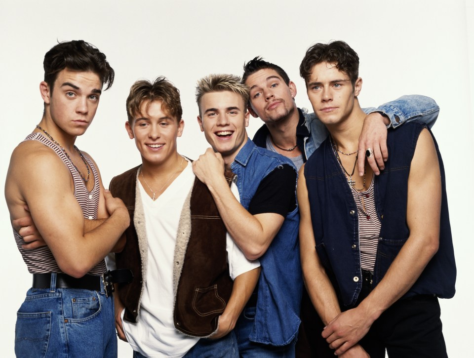  The original fivesome won't be reuniting in time for their 25th anniversary, according to Robbie Williams