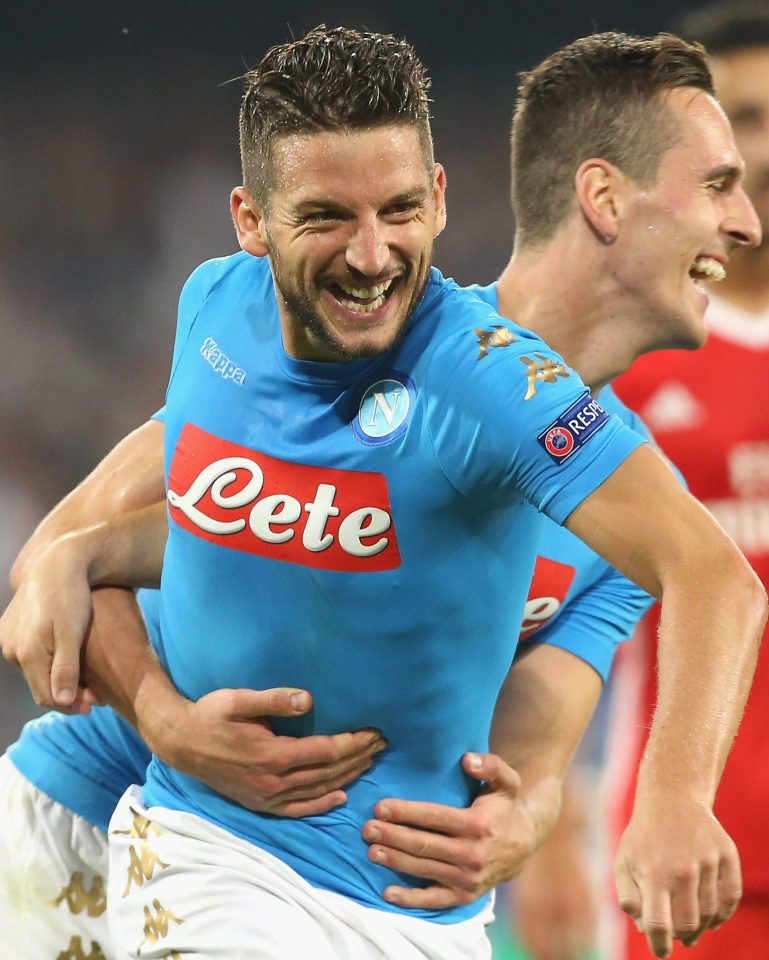  Napoli hitman Arkadiusz Milik faces a long lay off