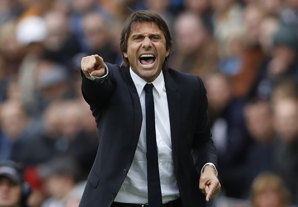 Antonio Conte tried to a number of defenders over the summer