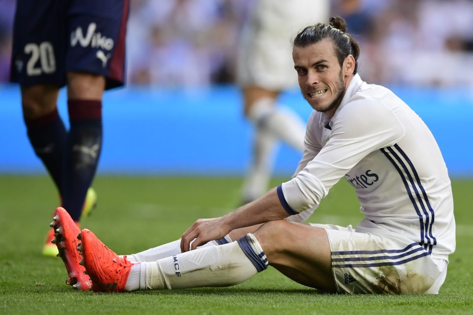  Welshman Gareth Bale is demanding £750,000-a-week to stay at Real Madrid