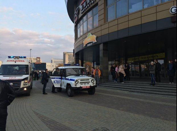  Police at the shopping in Minsk after the horror attack earlier today when a man stormed the building armed with an axe and chainsaw