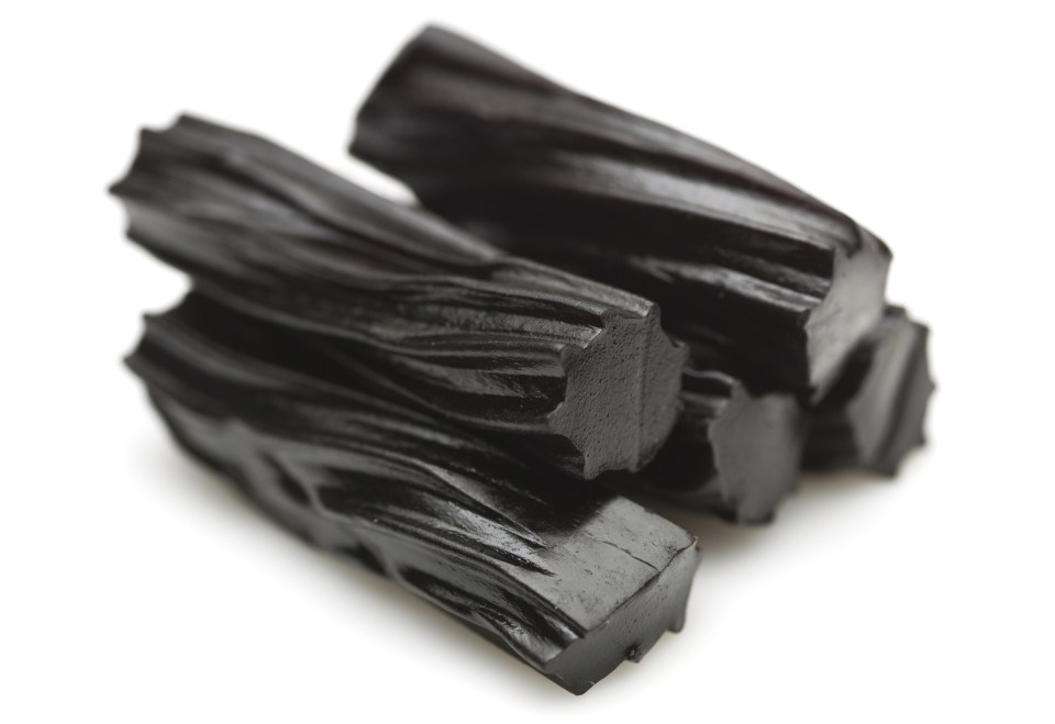 Five pieces of licorice