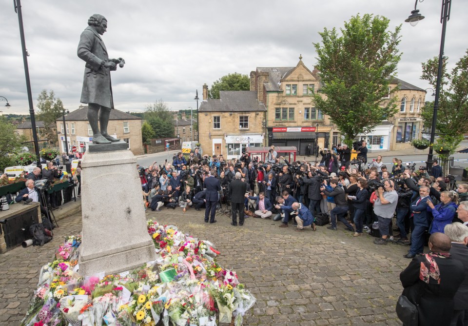 Tributes to MP Jo Cox