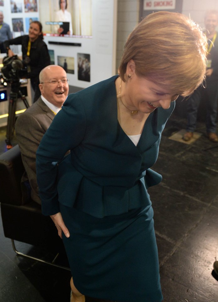  An onlooker said Peter Murrell was not embarrassed at all as his wife Nicola Sturgeon let out a little shriek