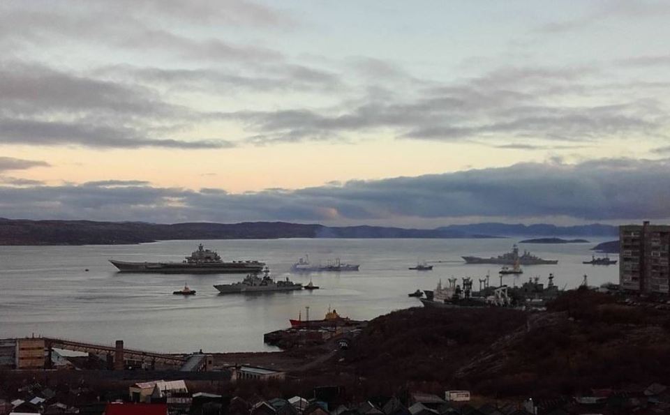  Russian warships have left their base in Severomonsk, Russia