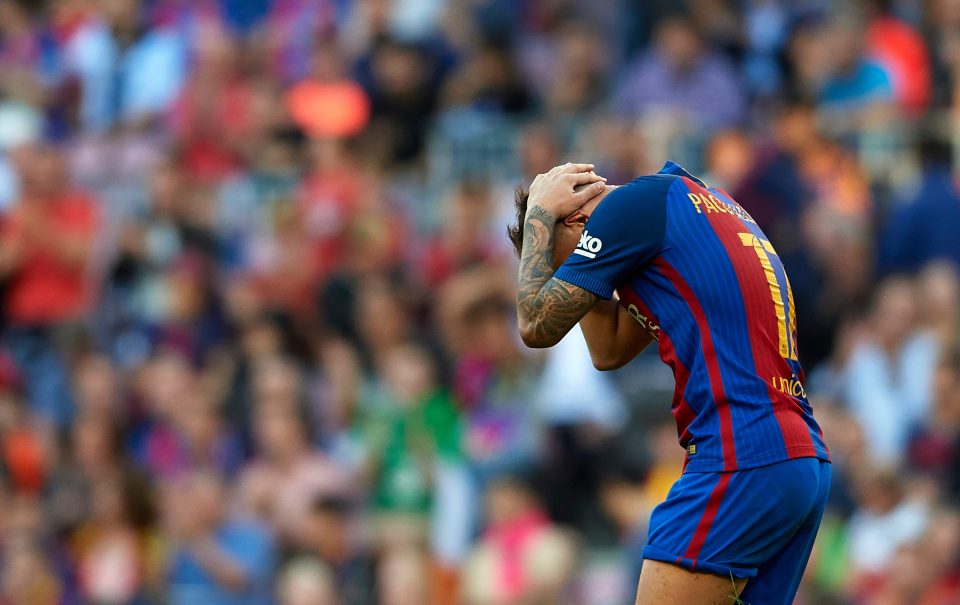 BARCELONA, SPAIN - OCTOBER 15: Paco Alcacer of FC Barcelona reacts at the end of the La Liga match between FC Barcelona and RC Deportivo de La Coruna at Camp Nou stadium on October 15, 2016 in Barcelona, Spain. (Photo by Manuel Queimadelos Alonso/Getty Images)