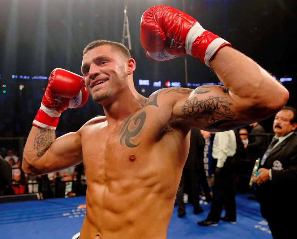 Joe Smith Jr. celebrates after defeating Andrezej Fonfara