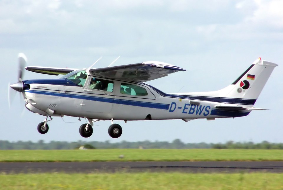 Cessna 210 Centurion