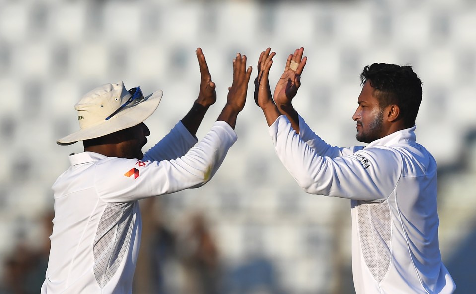  Bangladesh are still in with a shout of winning a topsy-turvy test