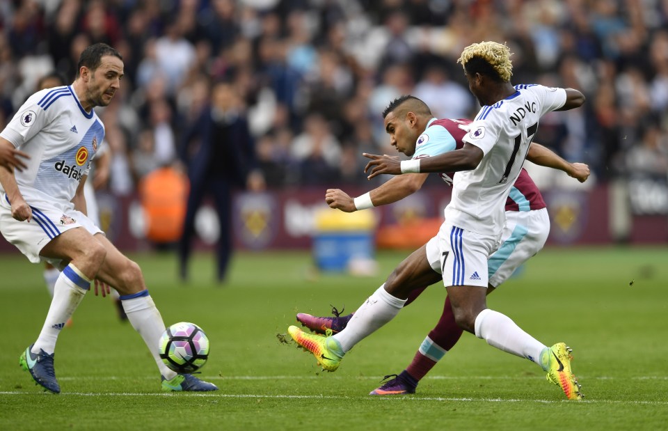 Payet failed to find the target as West Ham were held to a point