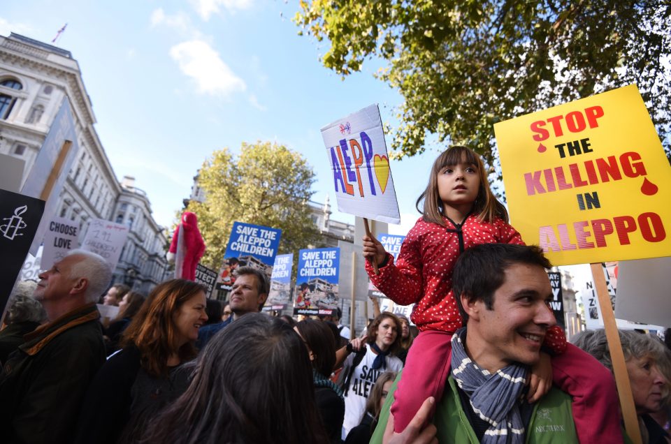  Thousands of people have gathered in London to plea to the British Government to act more in Aleppo