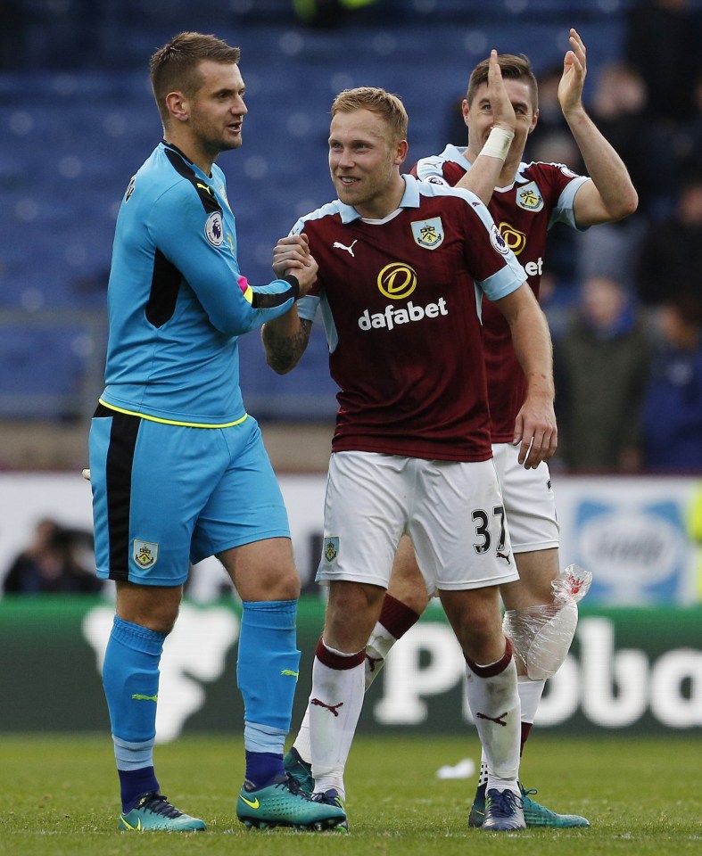 Tom Heaton hopes Michael Keane will stay at Turf Moor rather than join 'big club'