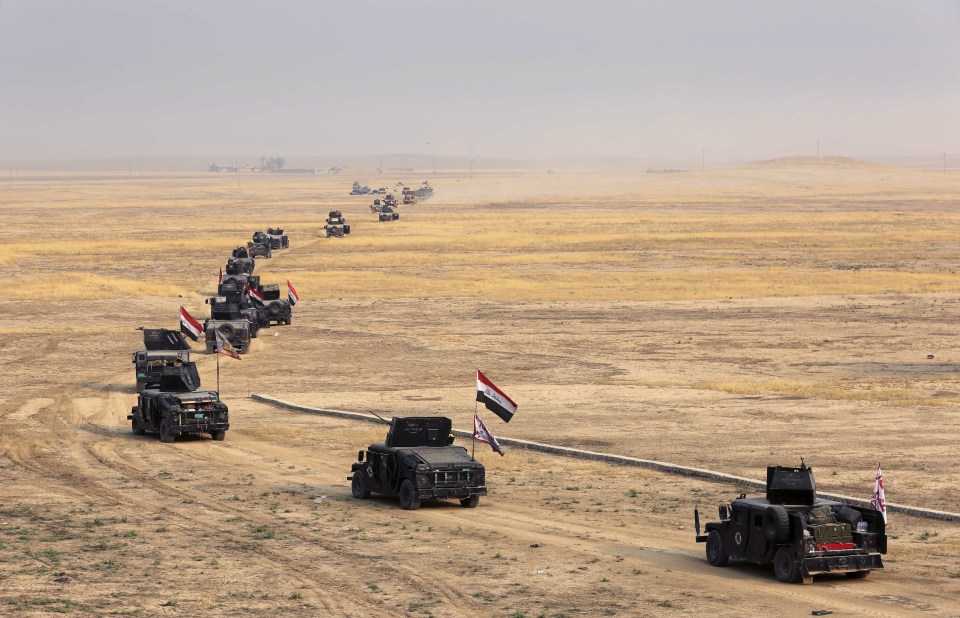 Iraq's elite counter-terrorism forces prepare to attack ISIS positions 