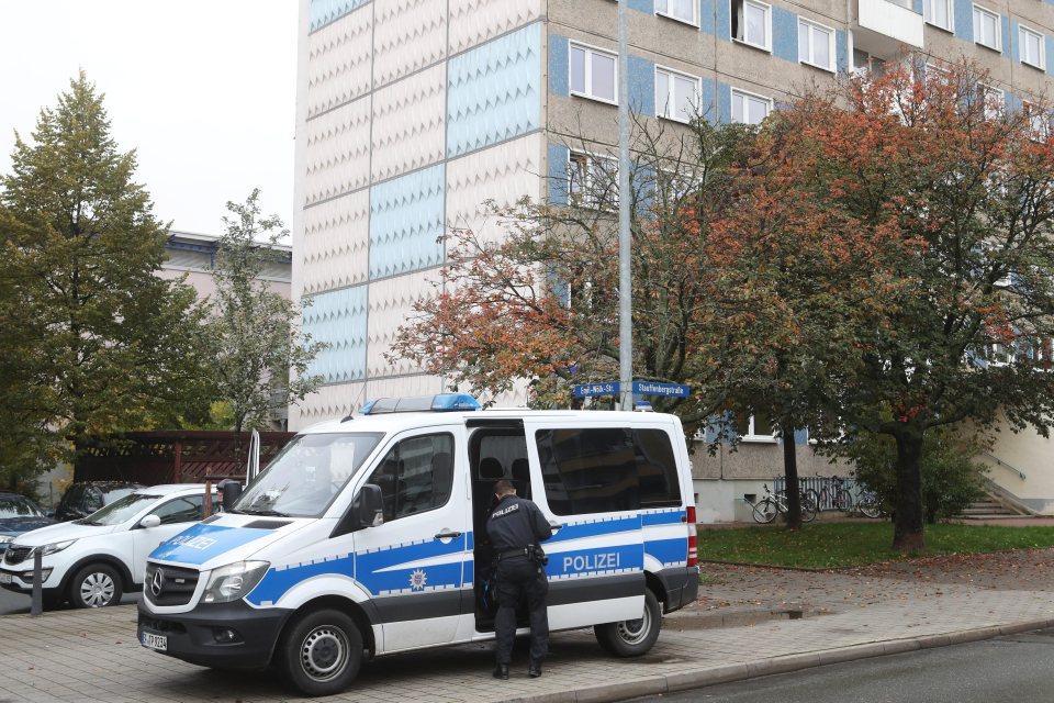  Anti-terror police operation in carry out this morning's operation in Thuringia