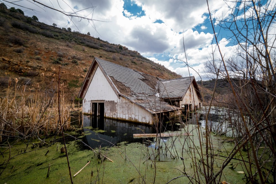  Abandoned home in Thistle, Utah