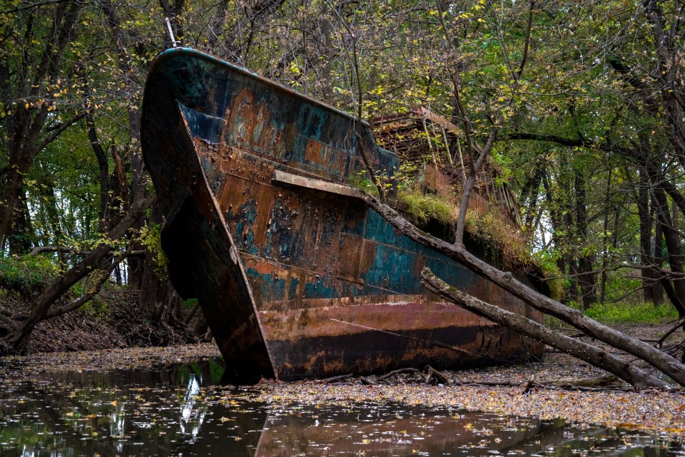  A creepy abandoned ghost ship