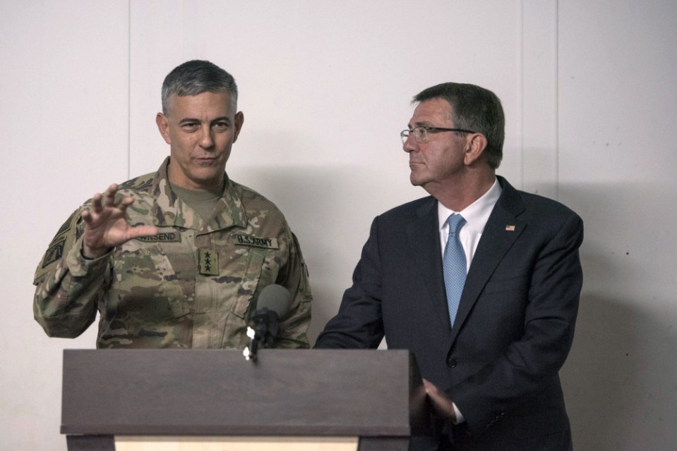  Lieutenant General Stephen Townsend (left) said it was imperative coalition forces took Raqqa soon