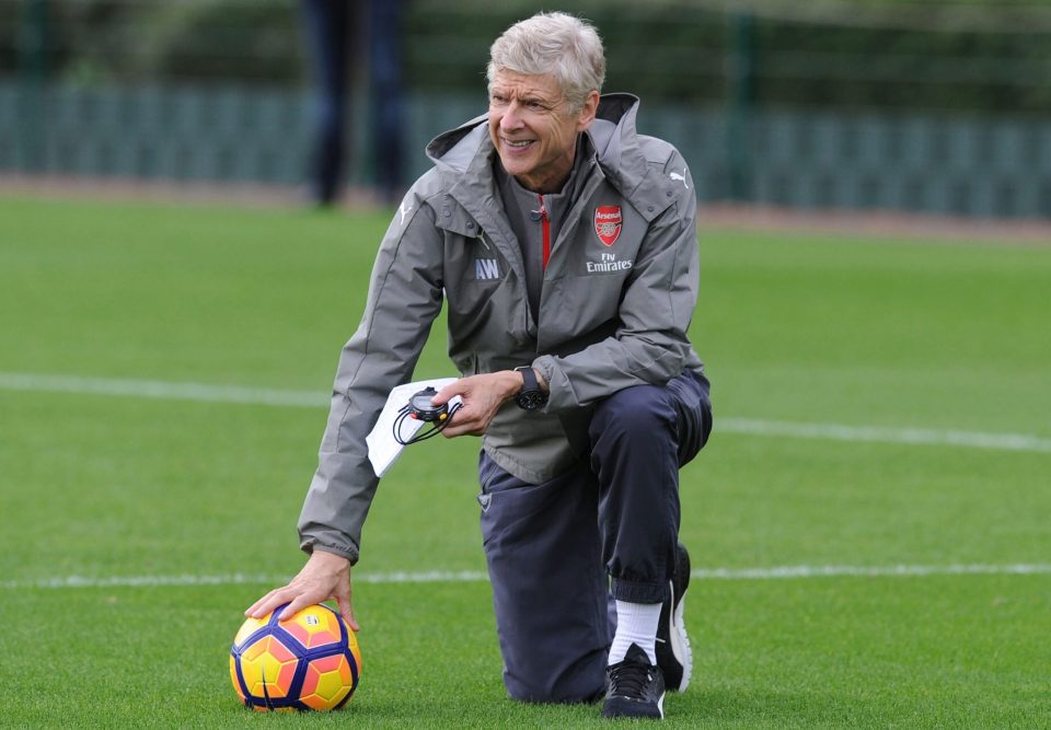 Wenger can lead his side to first place as they go into the early kick-off