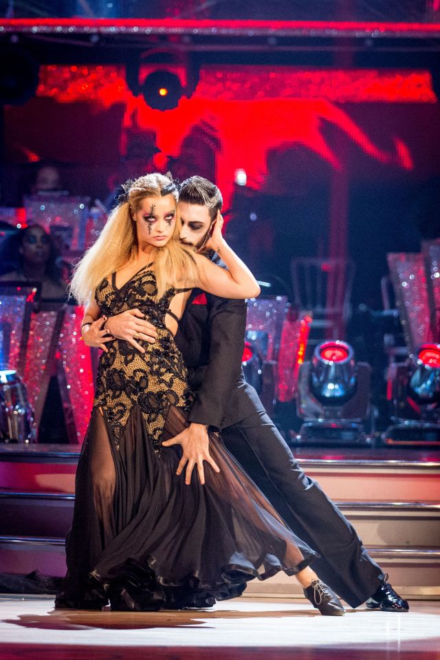  Laura Whitmore came back with a bang after missing out on dancing last week