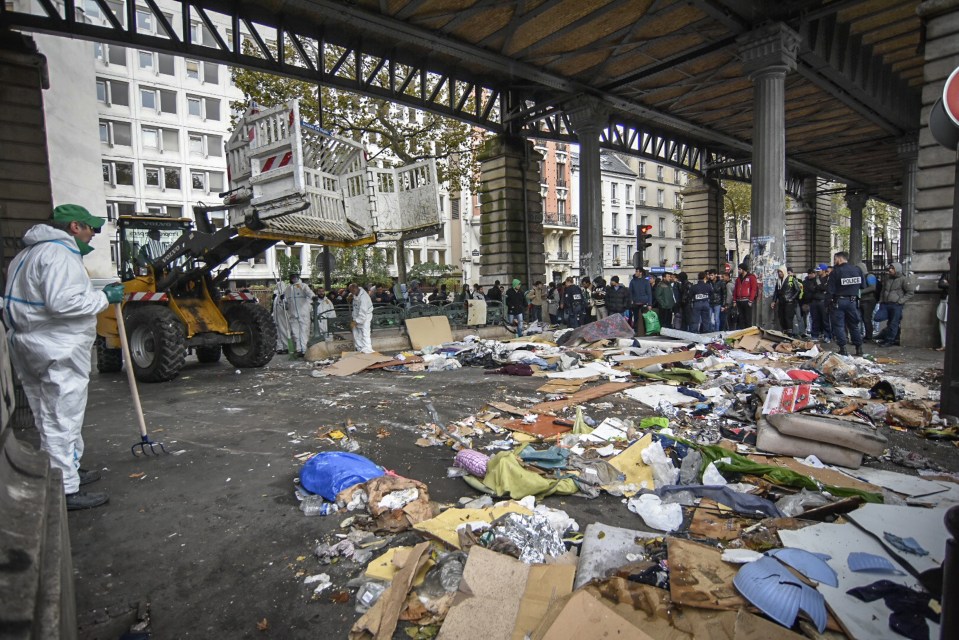  An official centre for refugees in Paris is due to be opened by the city’s Socialist Council later this week