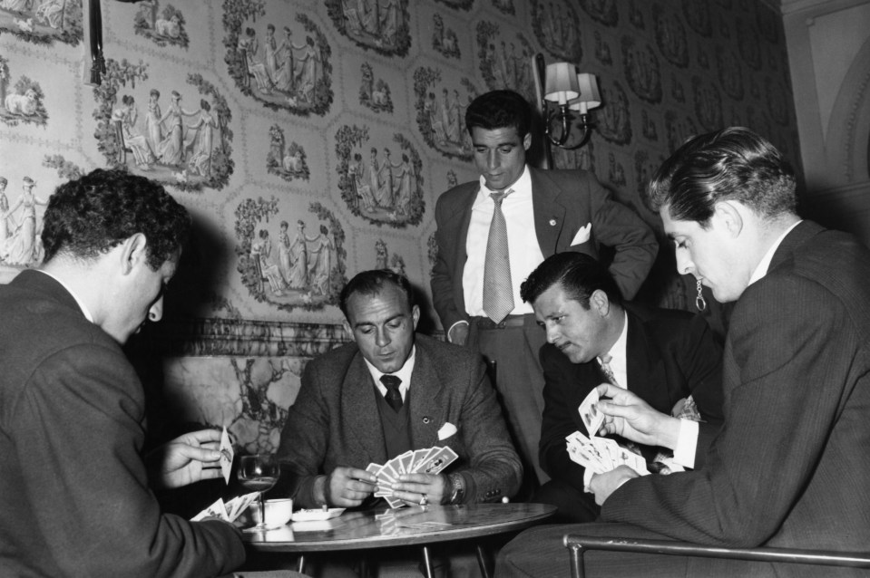  Alfredo Di Stefano playing cards in Manchester hotel ahead of 1957 semi-final