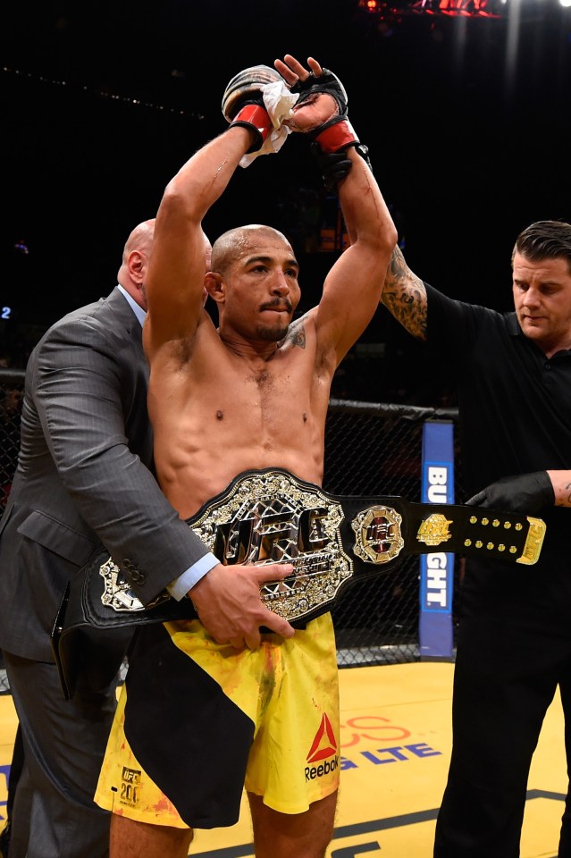  Former undisputed champ Jose Aldo claimed the interim featherweight title with a points win over Frankie Edgar at UFC 200 in July