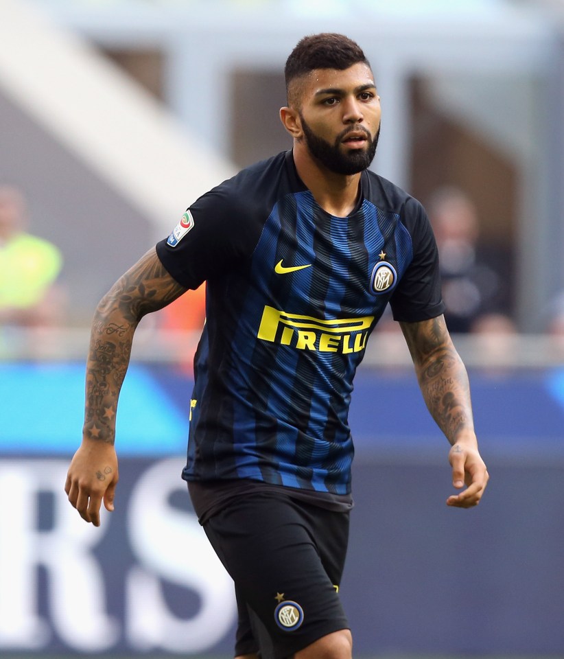 MILAN, ITALY - SEPTEMBER 25: Gabrie Barbosa of Inter during the Serie A match between FC Internazionale and Bologna FC at Stadio Giuseppe Meazza on September 25, 2016 in Milan, Italy. (Photo by Maurizio Lagana/Getty Images)