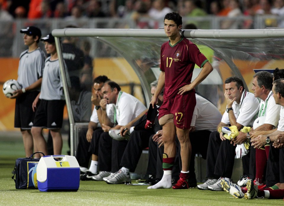  Cristiano Ronaldo was in tears after being injured by brutal Boulahrouz tackle