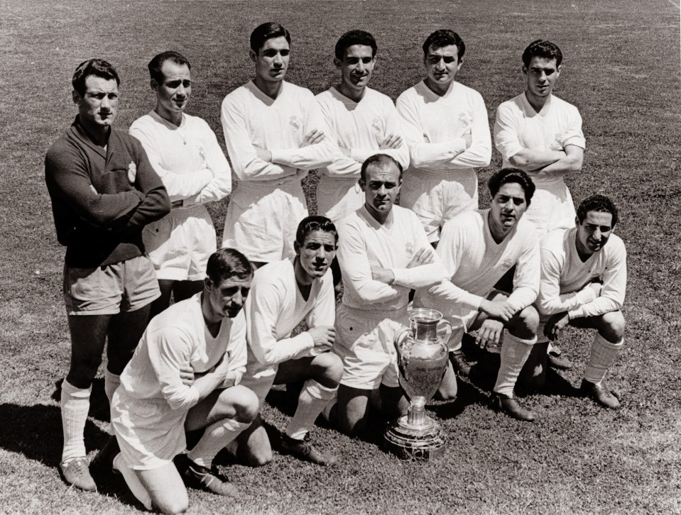  Real Madrid players line up ahead of 1957 European Cup final with Fiorentina