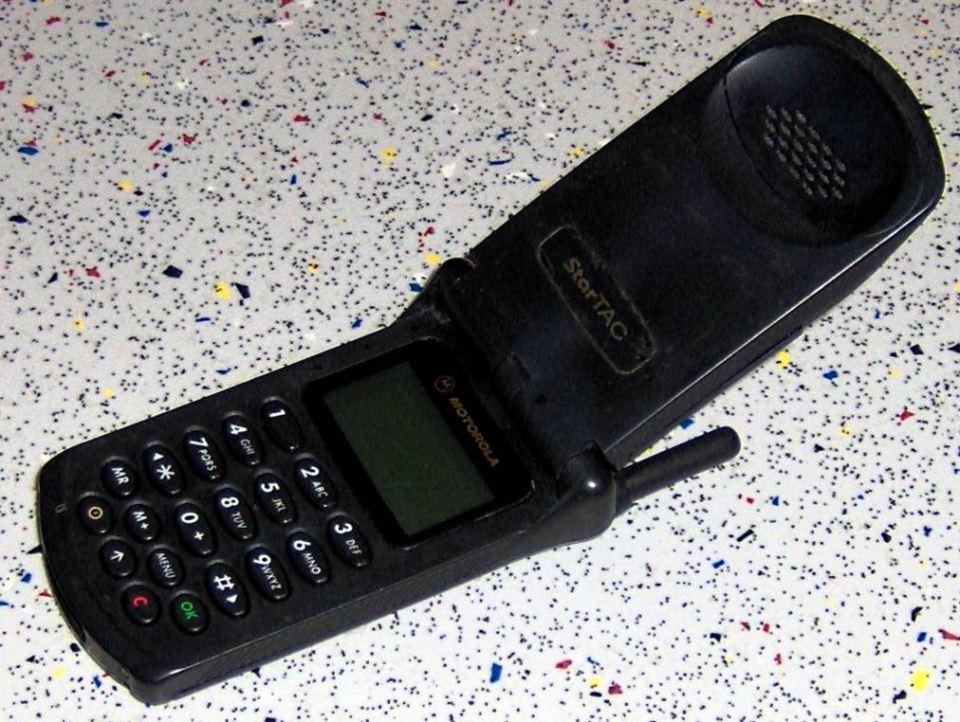 The Motorola StarTAC, which was among the first flip phones