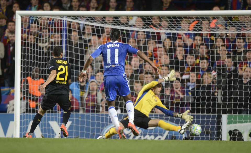 Chelsea v Barcelona. Stamford Bridge. Pic Richard Pelham. Didier Drogba scores.