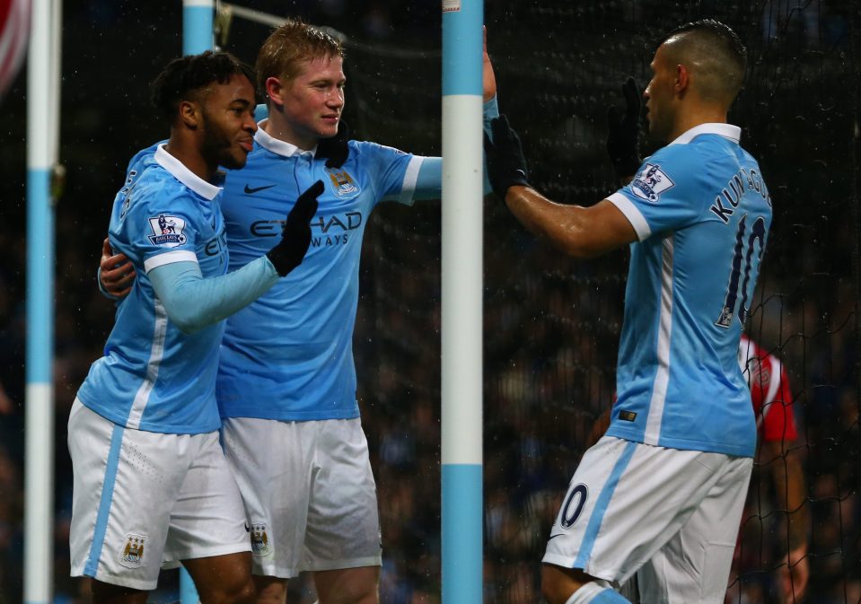 MANCHESTER, ENGLAND - NOVEMBER 28: Kevin de Bruyne (C) of Manchester City celebrates scoring his team's first goal with his team mates Raheem Sterling (L) and Sergio Aguero (R) during the Barclays Premier League match between Manchester City and Southampton at the Etihad Stadium on November 28, 2015 in Manchester, England. (Photo by Michael Steele/Getty Images)