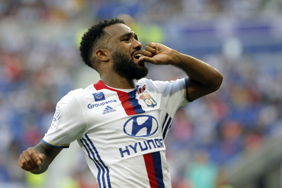 Alexandre Lacazette could be the perfect solution in attack for Klopp