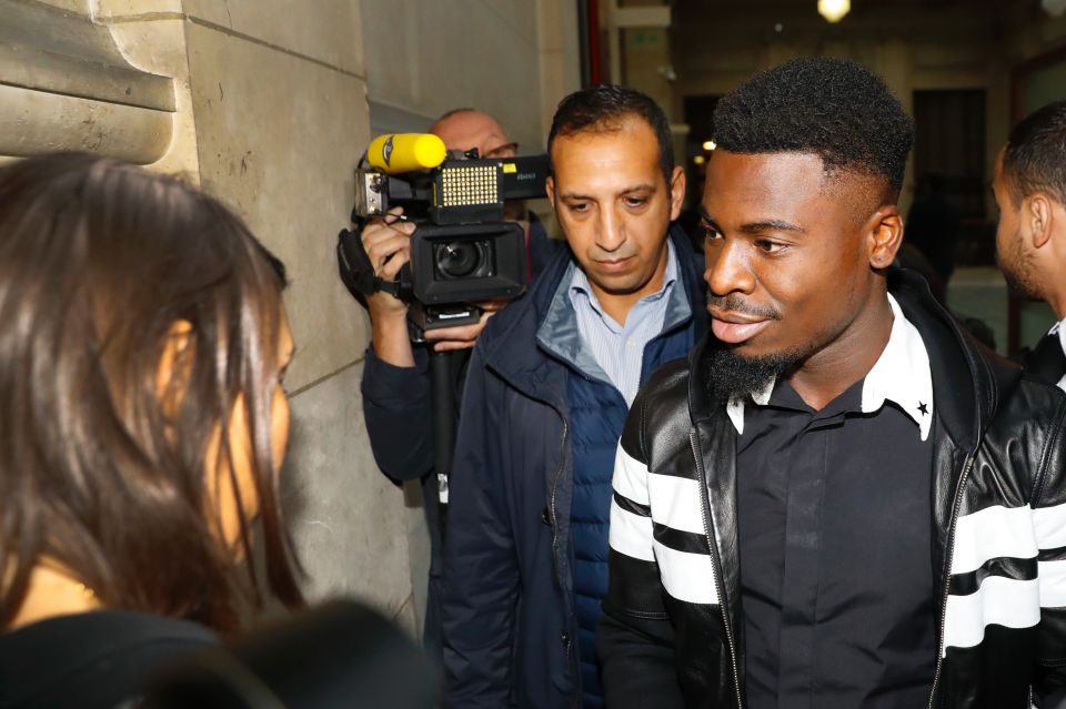  Serge Aurier is appealing the court decision to convict him for elbowing a police officer