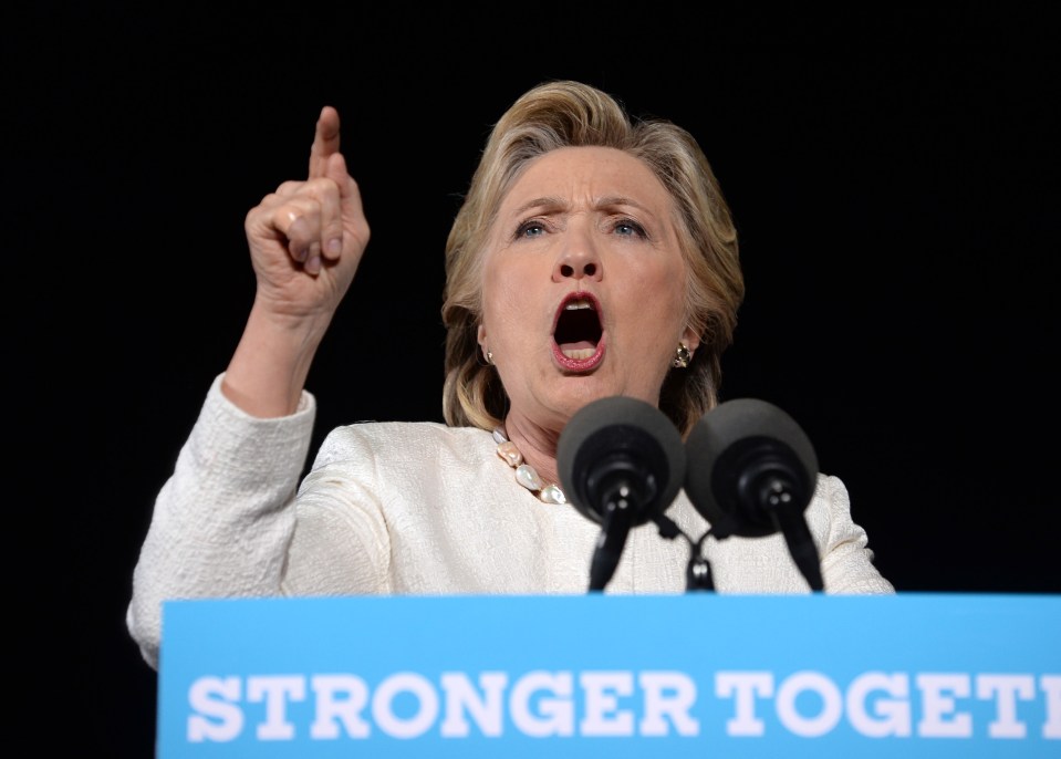 FAMEFLYNET - Hillary Clinton Speaks To Supporters At A Campaign Rally In Fort Lauderdale