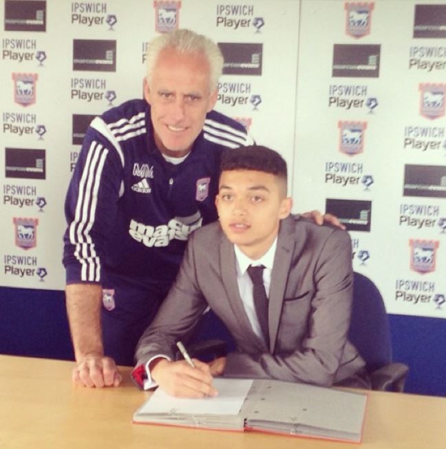  Andre Dozzell signs first pro contract with Ipswich boss Mick McCarthy