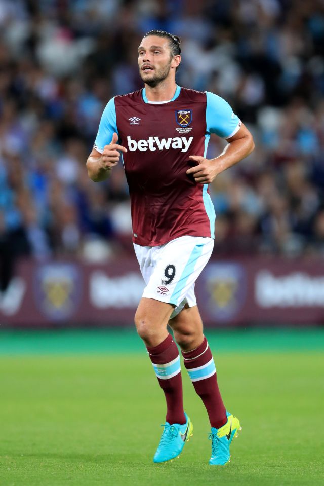  Andy Carroll raced back to the West Ham training ground before escaping armed robbers