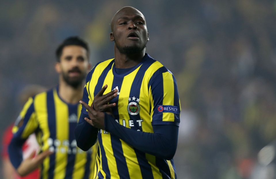 Moussa Sow stunned United with a bicycle kick in two minutes 