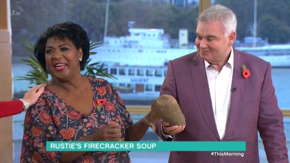  Eamonn was shocked by the size of Rusty's yam on This Morning