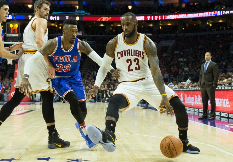  The NBA superstar introduced Hillary Clinton at a Cleveland rally