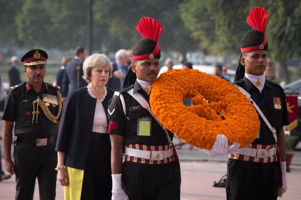  Prime Minister Theresa May lays a wreath at India Gate in New Delhi